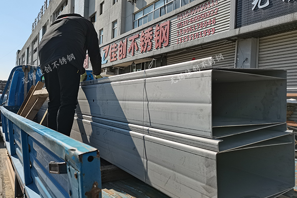 钢厂挺价，316L不锈钢价格下跌